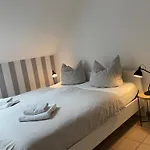 Weberhof - 5 דירה *